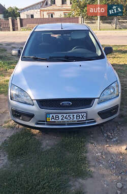 Седан Ford Focus 2005 в Тростянці