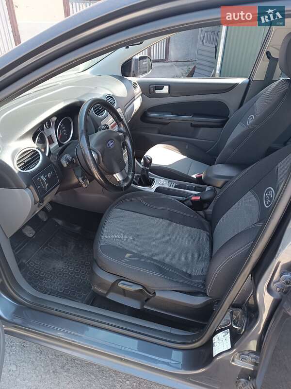 Седан Ford Focus 2010 в Ивано-Франковске