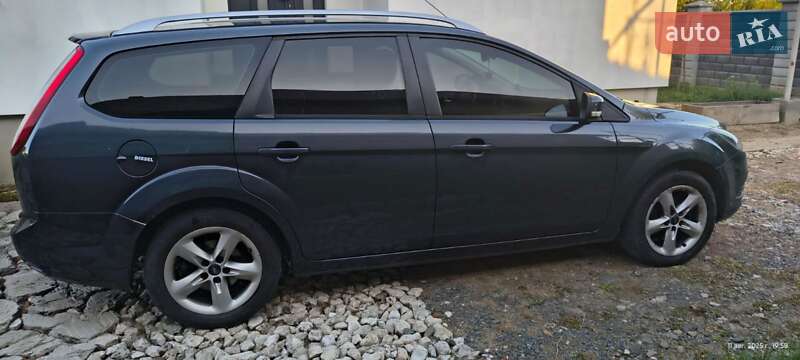 Универсал Ford Focus 2010 в Мукачево фото 42 Универсал Ford Focus 2010 в Мукачево