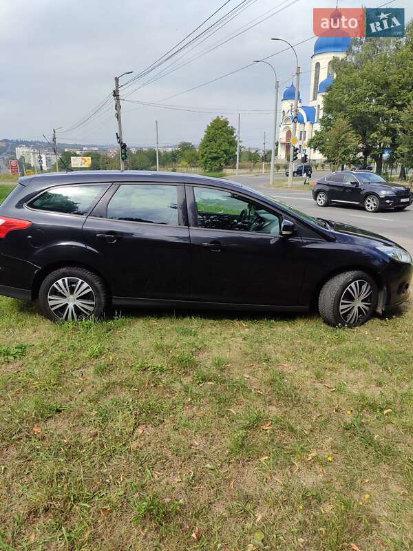 Універсал Ford Focus 2013 в Чернівцях