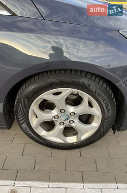 Универсал Ford Focus 2012 в 