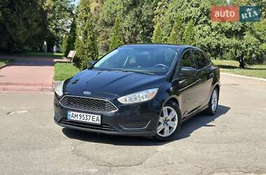 Седан Ford Focus 2015 в 