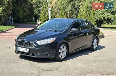 Седан Ford Focus 2015 в 