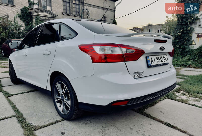 Седан Ford Focus 2014 в Киеве