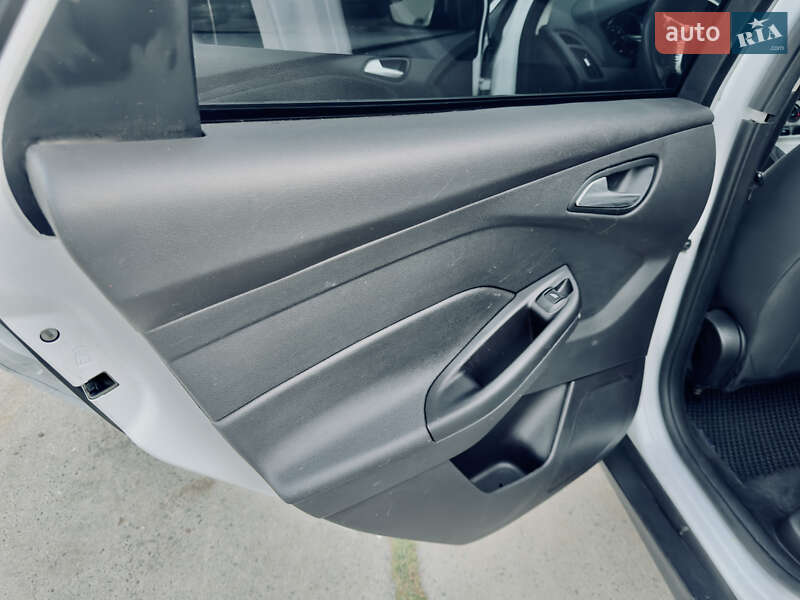 Седан Ford Focus 2014 в Киеве