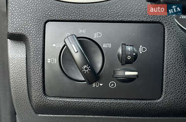 Хэтчбек Ford Focus 2005 в 