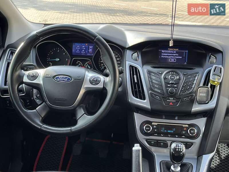 Универсал Ford Focus 2012 в Ровно