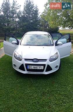 Универсал Ford Focus 2013 в 