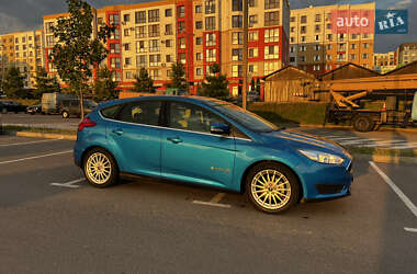 Хетчбек Ford Focus 2015 в Рівному