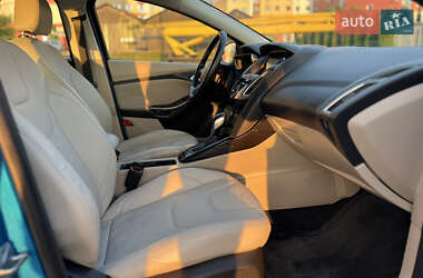 Хетчбек Ford Focus 2015 в 