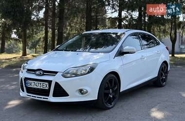 Седан Ford Focus 2011 в 