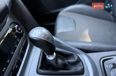 Седан Ford Focus 2011 в 
