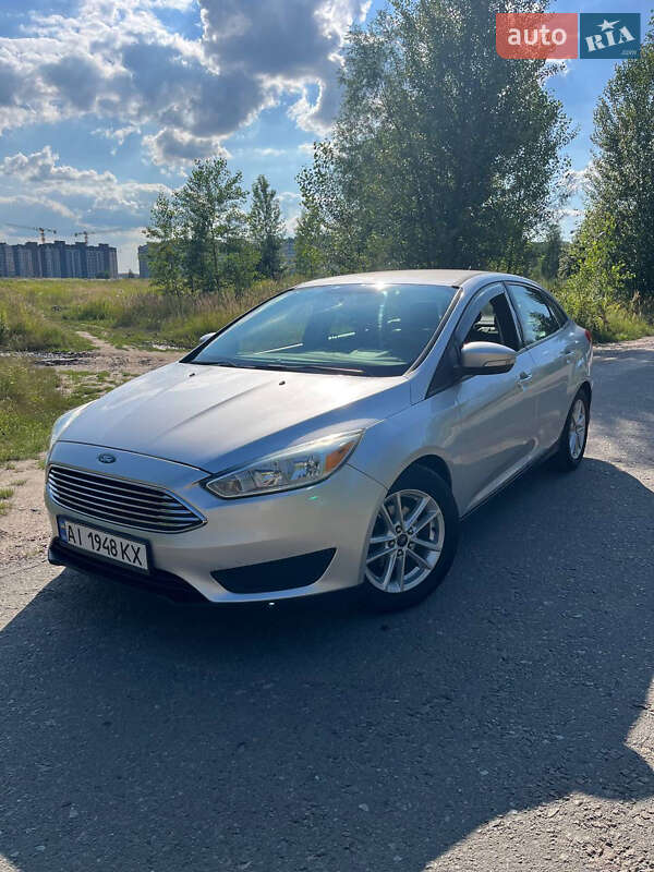 Седан Ford Focus 2015 в Киеве фото 2 Седан Ford Focus 2015 в Киеве