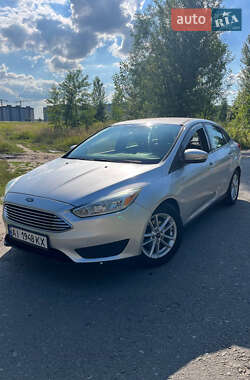 Седан Ford Focus 2015 в 