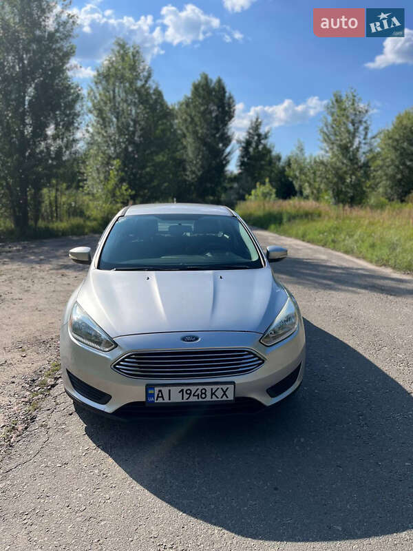 Седан Ford Focus 2015 в Киеве фото 12 Седан Ford Focus 2015 в Киеве