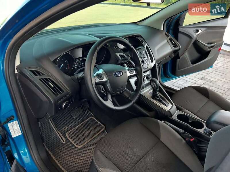 Седан Ford Focus 2014 в Львові
