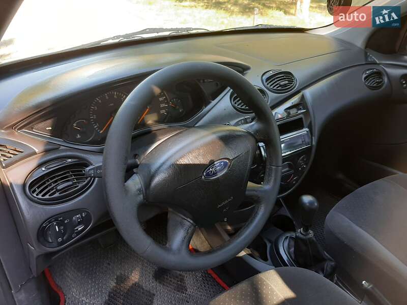 Седан Ford Focus 2004 в Харькове фото 5 Седан Ford Focus 2004 в Харькове