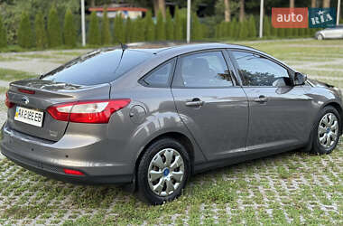 Седан Ford Focus 2013 в 