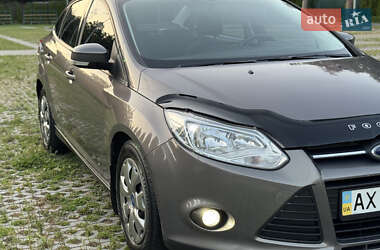 Седан Ford Focus 2013 в 