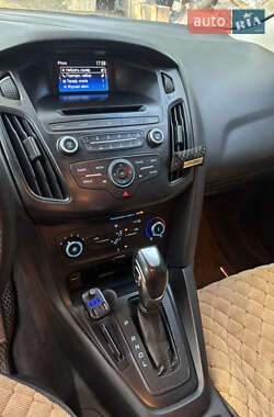 Седан Ford Focus 2016 в 