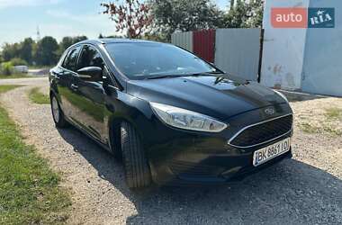 Седан Ford Focus 2015 в 