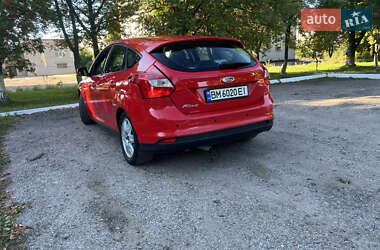 Хэтчбек Ford Focus 2012 в 