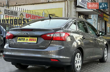Седан Ford Focus 2012 в 