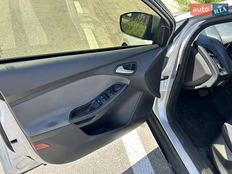 Хэтчбек Ford Focus 2011 в Киеве