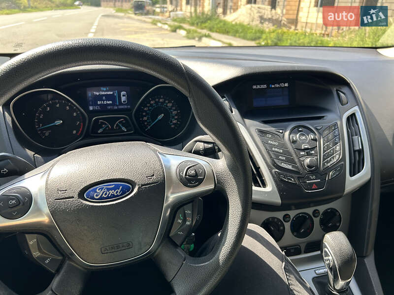 Хэтчбек Ford Focus 2011 в Киеве