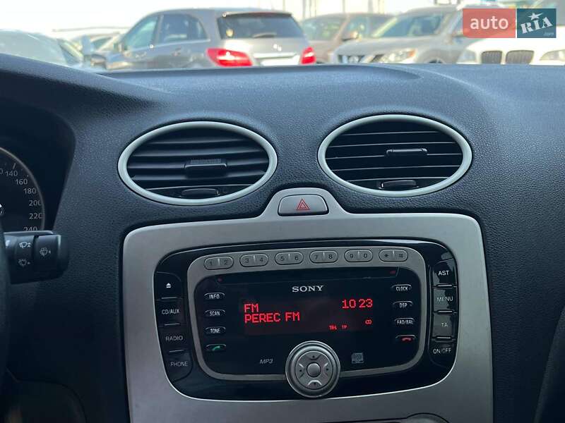 Хэтчбек Ford Focus 2010 в Львове фото 33 Хэтчбек Ford Focus 2010 в Львове