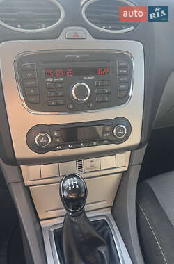 Универсал Ford Focus 2010 в 