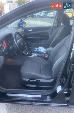 Универсал Ford Focus 2010 в 