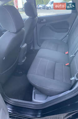 Универсал Ford Focus 2010 в 