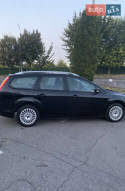 Универсал Ford Focus 2010 в 