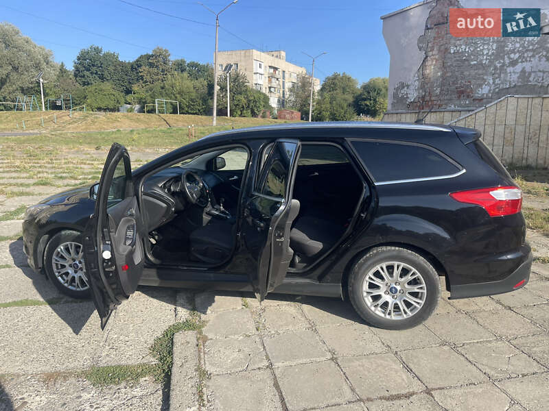 Универсал Ford Focus 2011 в Черновцах
