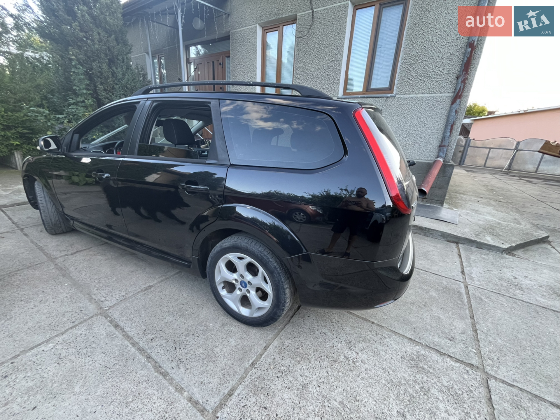 2010 Ford Focus - мініатюра 18