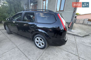Универсал Ford Focus 2010 в 