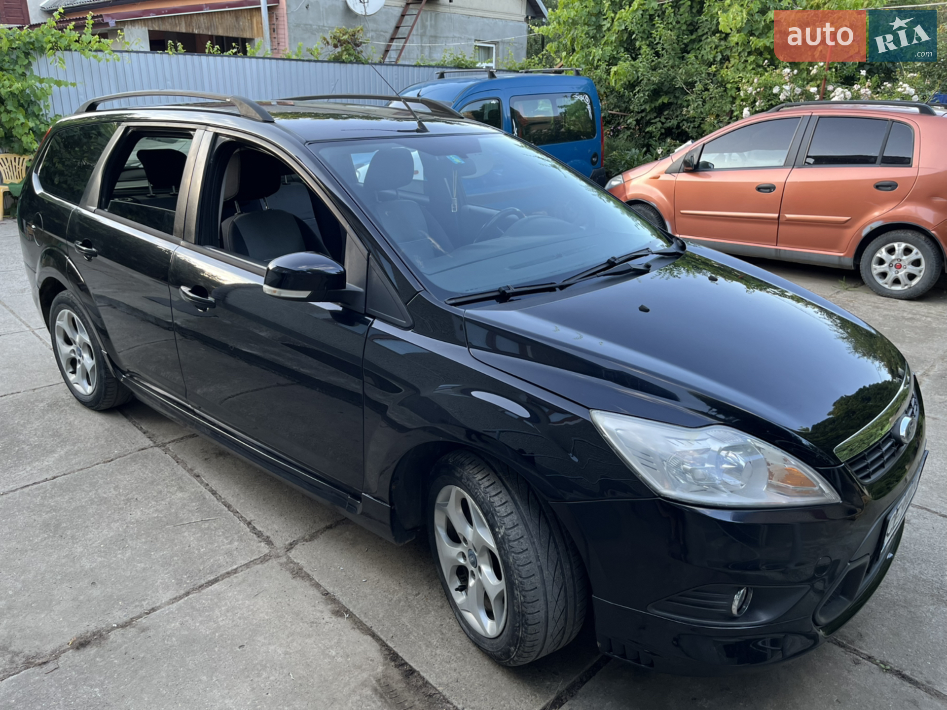 2010 Ford Focus - мініатюра 10