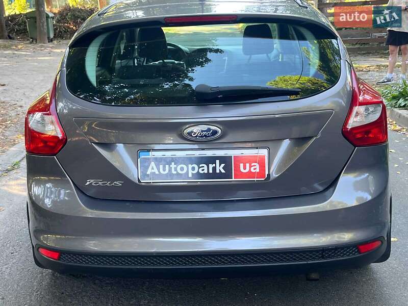 Хэтчбек Ford Focus 2012 в Киеве фото 36 Хэтчбек Ford Focus 2012 в Киеве