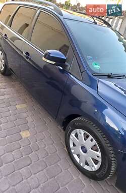 Универсал Ford Focus 2010 в 