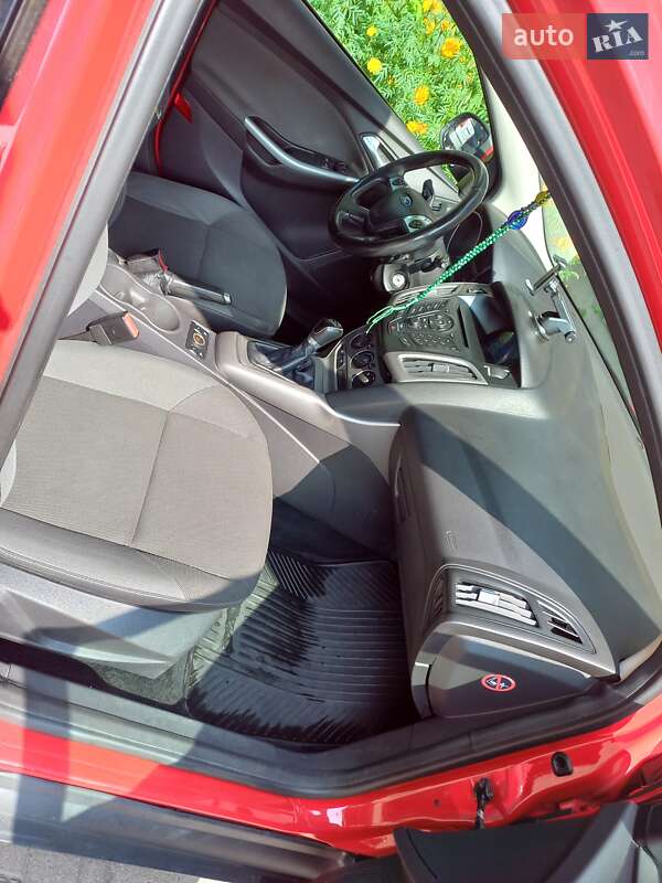 Универсал Ford Focus 2012 в Киеве фото 6 Универсал Ford Focus 2012 в Киеве