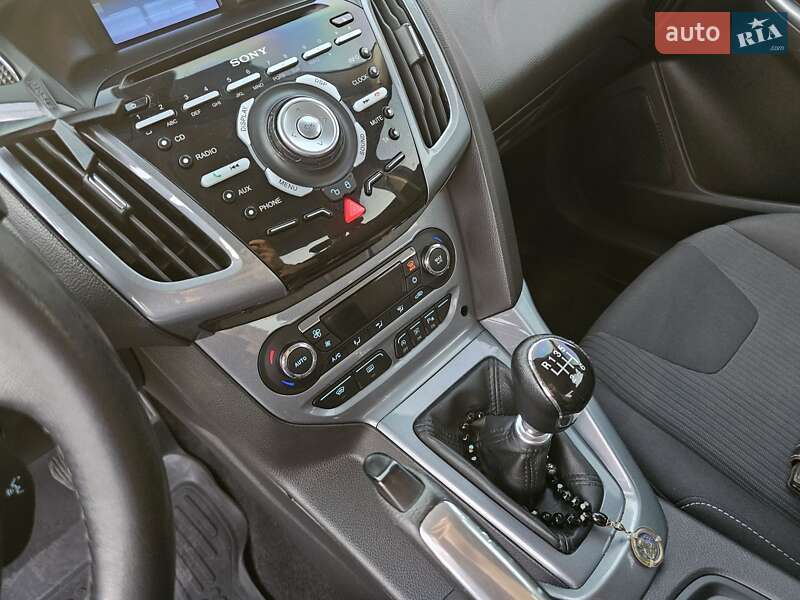 Седан Ford Focus 2011 в Днепре фото 17 Седан Ford Focus 2011 в Днепре
