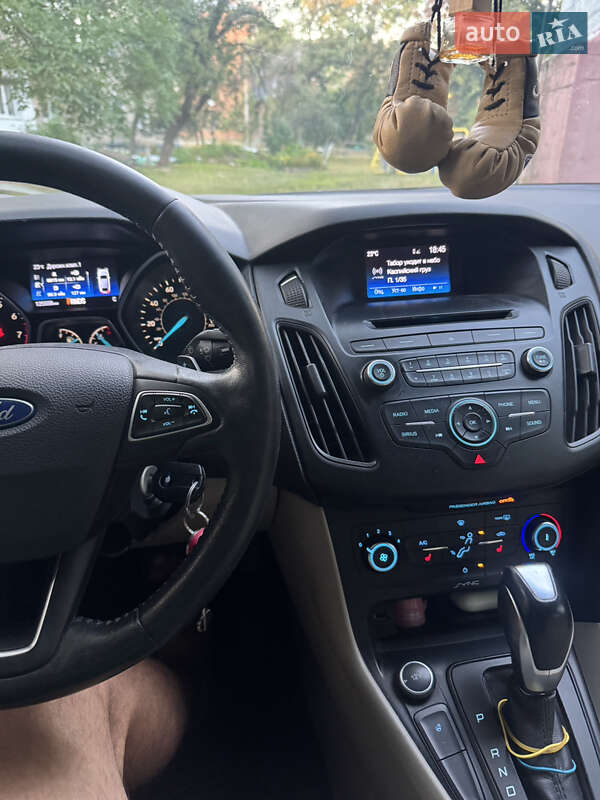 Седан Ford Focus 2015 в Харькове фото 7 Седан Ford Focus 2015 в Харькове