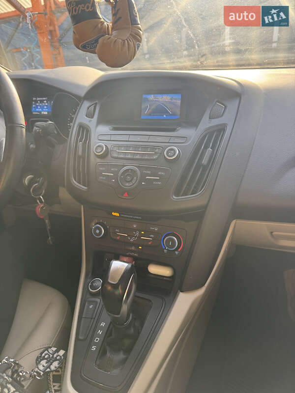 Седан Ford Focus 2015 в Харькове фото 10 Седан Ford Focus 2015 в Харькове