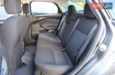 Седан Ford Focus 2016 в 