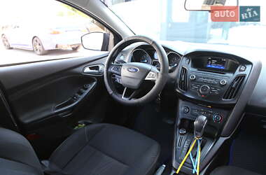 Седан Ford Focus 2016 в 