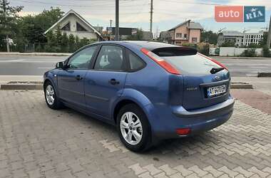 Хэтчбек Ford Focus 2006 в 