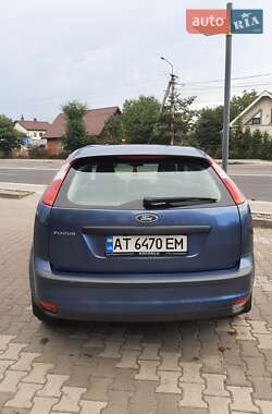Хэтчбек Ford Focus 2006 в 