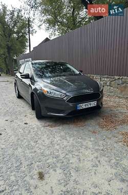 Хэтчбек Ford Focus 2015 в Львове