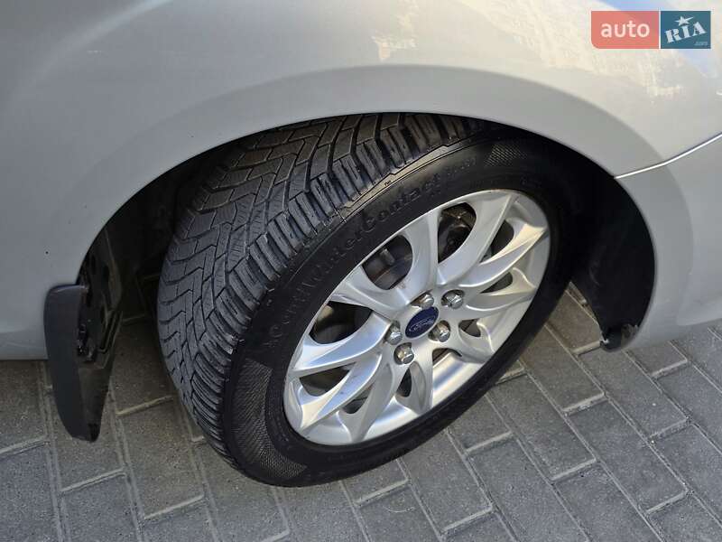 Хетчбек Ford Focus 2011 в Тернополі фото 17 Хетчбек Ford Focus 2011 в Тернополі